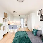 Real Living By Refa Balcony Retreat 91